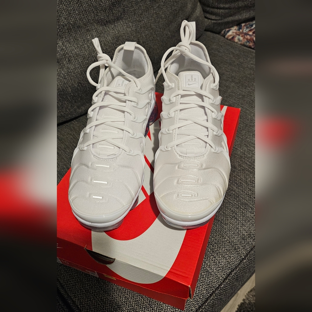 Nike Vapormax Plus (White/Pure Platinum) - Size 10